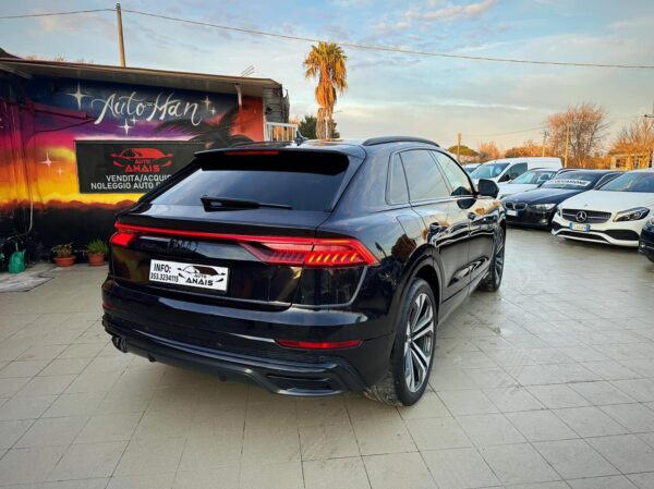 AUDI Q8 50 3.0 TDI Hybrid Tiptronic Quattro S-LINE - immagine 5