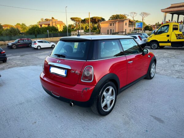 Mini Cooper D - immagine 11