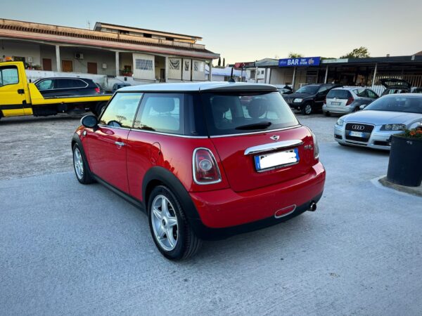 Mini Cooper D - immagine 5