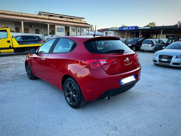 Alfa Romeo Giulietta - immagine 2