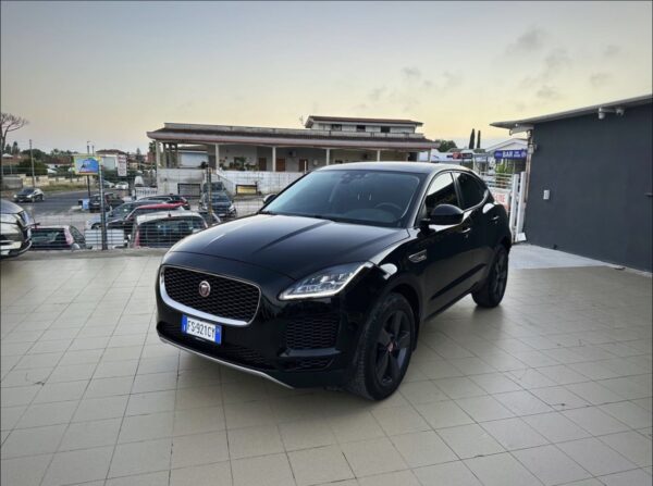 Jaguar E-pace - immagine 10