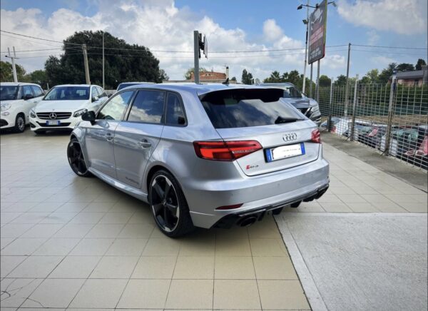 Audi RS3 Quattro - immagine 9