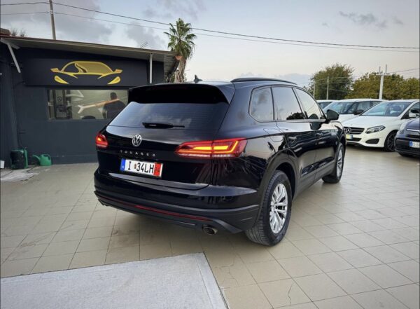 VW Touareg - immagine 10