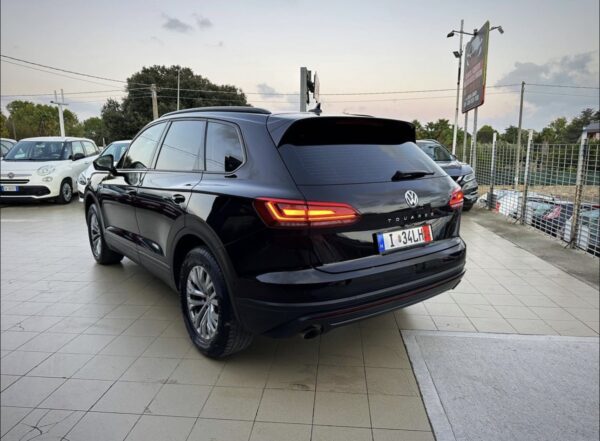 VW Touareg - immagine 9