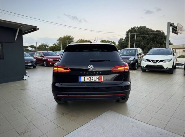 VW Touareg - immagine 5