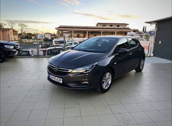 Opel Astra - immagine 10