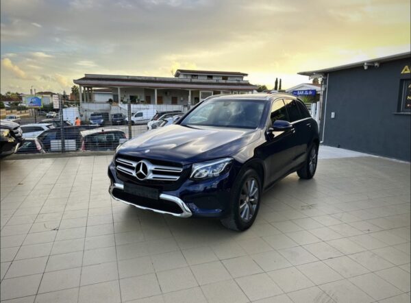 Mercedes GLC 4 Matic 250 - immagine 10