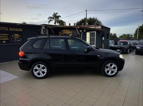 BMW X5 - immagine 7